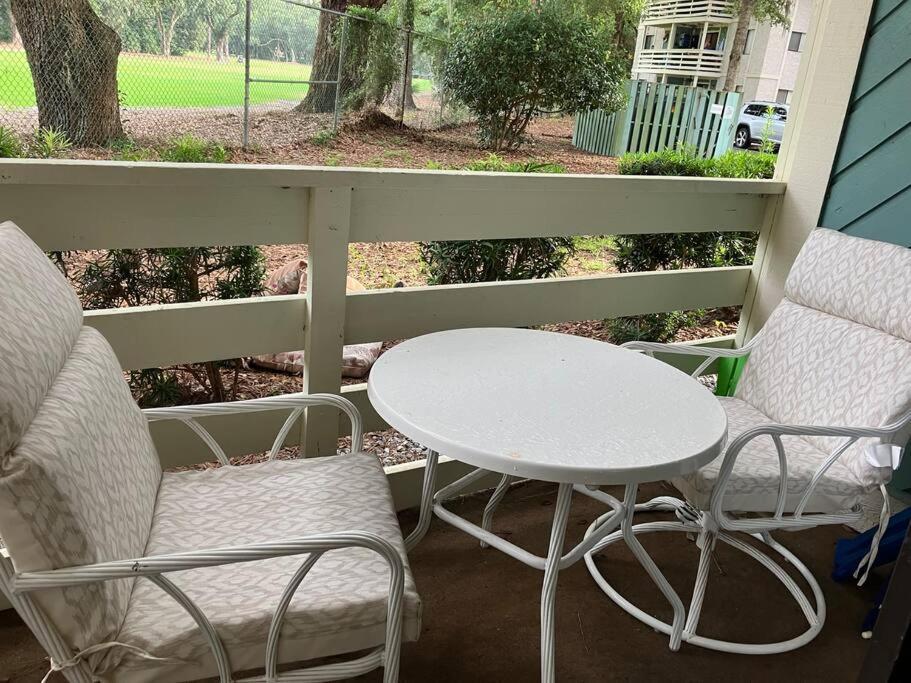 Cute 2 Bedroom, 2 Bath Condo At Folly Field Beach Гілтон-Гед-Айленд Екстер'єр фото