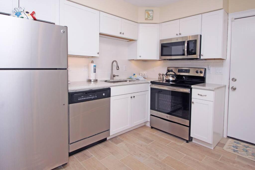 Cute 2 Bedroom, 2 Bath Condo At Folly Field Beach Гілтон-Гед-Айленд Екстер'єр фото